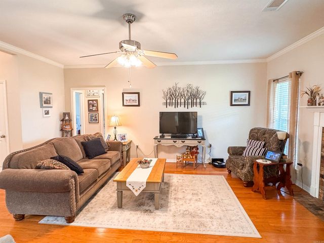 1502 Lauren, Searcy, AR 72143