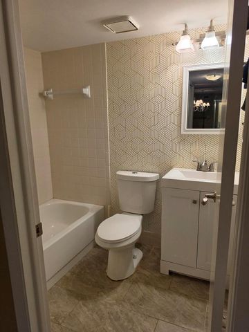 6090 N Sabal Palm Boulevard 209, Tamarac, FL 33319