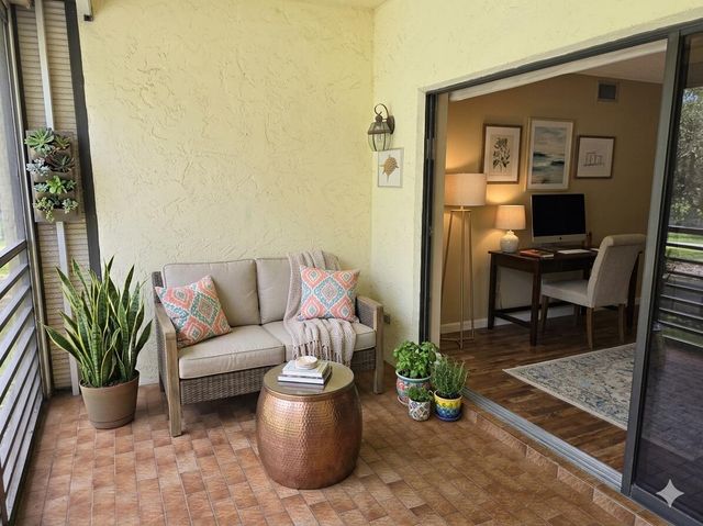 6090 N Sabal Palm Boulevard 209, Tamarac, FL 33319