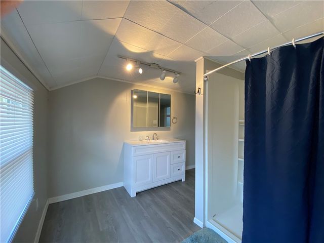 12 Little Pine Pl, City Of Franklin, PA 16323