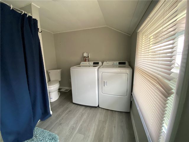 12 Little Pine Pl, City Of Franklin, PA 16323