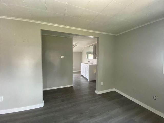12 Little Pine Pl, City Of Franklin, PA 16323