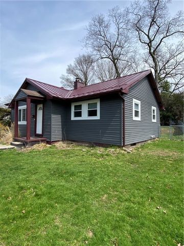12 Little Pine Pl, City Of Franklin, PA 16323