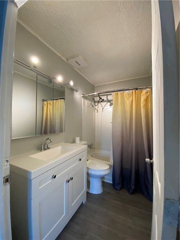 12 Little Pine Pl, City Of Franklin, PA 16323