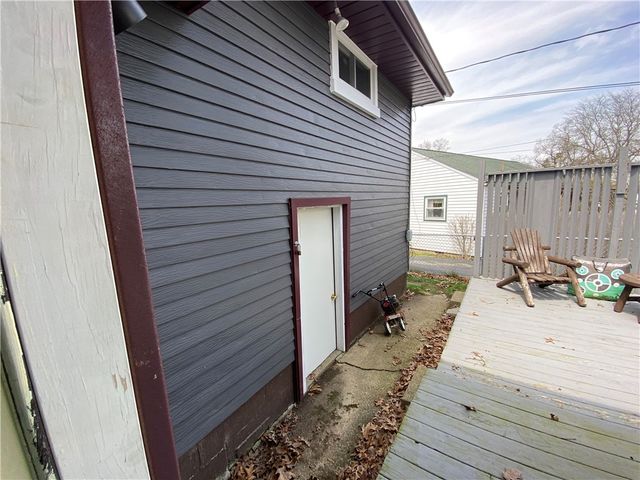 12 Little Pine Pl, City Of Franklin, PA 16323