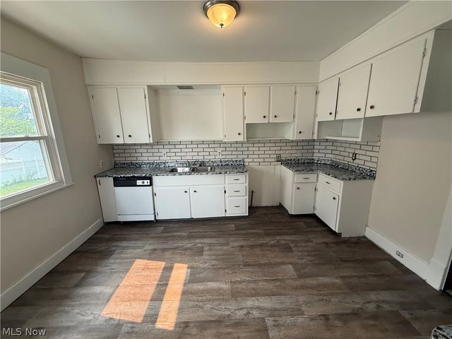 882 Redfern Avenue, Akron, OH 44314