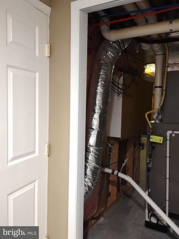 20 NETHERBY LANE, Carlisle, PA 17015