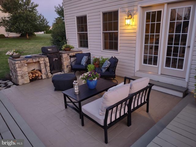 20 NETHERBY LANE, Carlisle, PA 17015