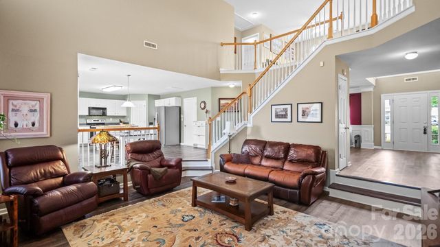 208 Elrosa Road, Mooresville, NC 28115