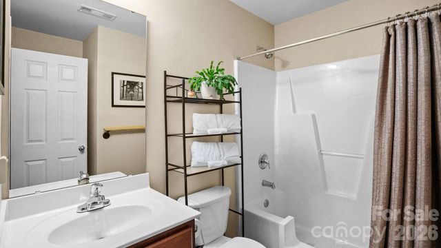 208 Elrosa Road, Mooresville, NC 28115