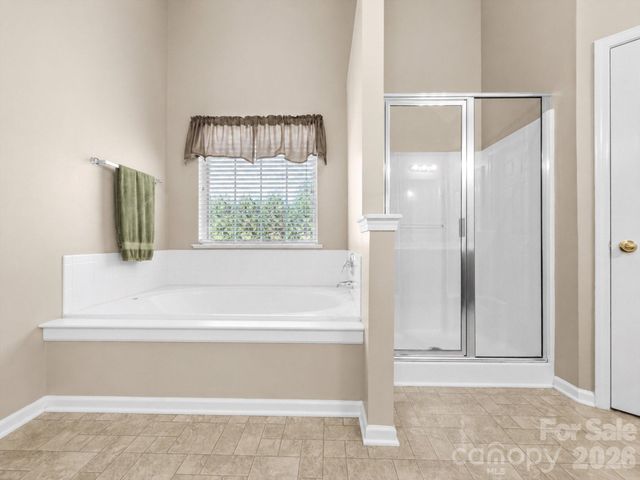 208 Elrosa Road, Mooresville, NC 28115