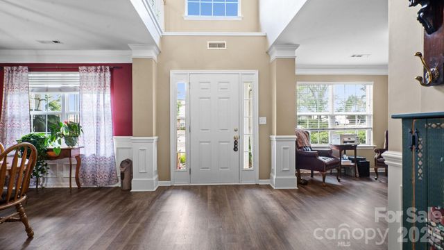 208 Elrosa Road, Mooresville, NC 28115