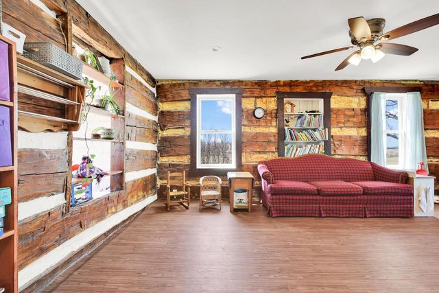 7550 Townline ROAD, West Bend, WI 53090