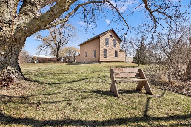 7550 Townline ROAD, West Bend, WI 53090