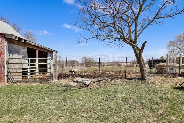 7550 Townline ROAD, West Bend, WI 53090