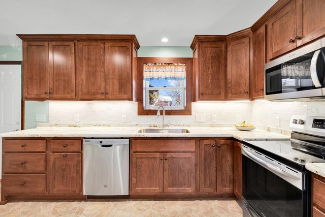 7550 Townline ROAD, West Bend, WI 53090