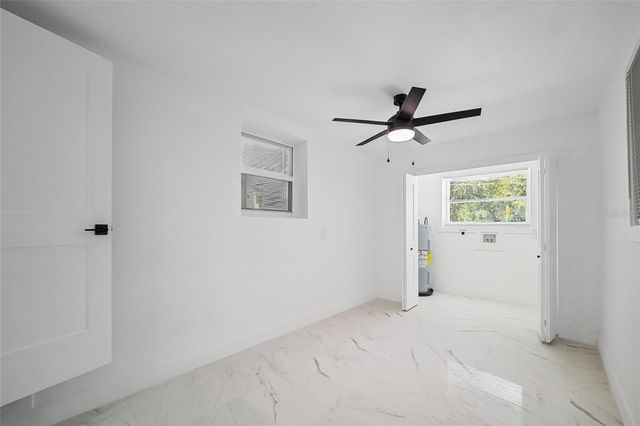 1725 WALKER ROAD, Lakeland, FL 33810
