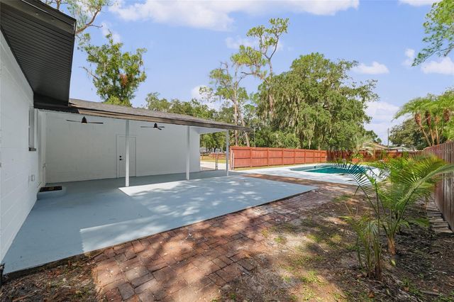 1725 WALKER ROAD, Lakeland, FL 33810