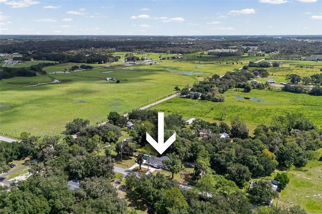 1725 WALKER ROAD, Lakeland, FL 33810