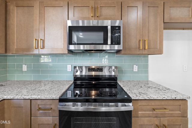 12 Sameer Court, Durham, NC 27703