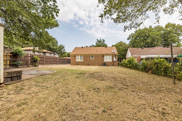 3816 Mount Washington Street, Dallas, TX 75211