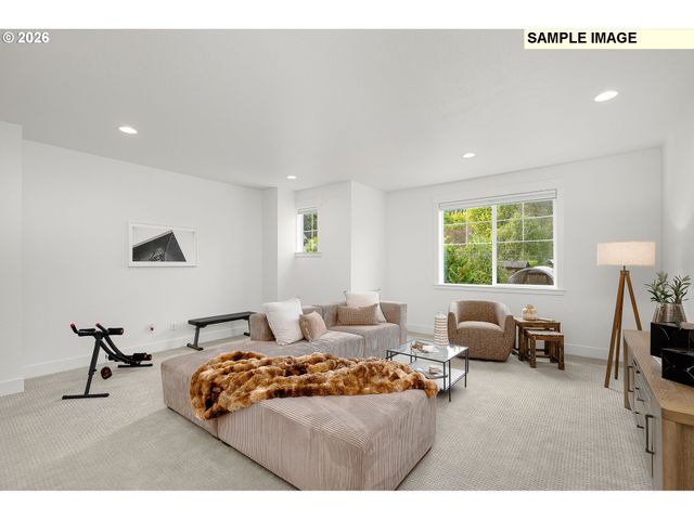 2077 Ostman Rd, West Linn, OR 97068