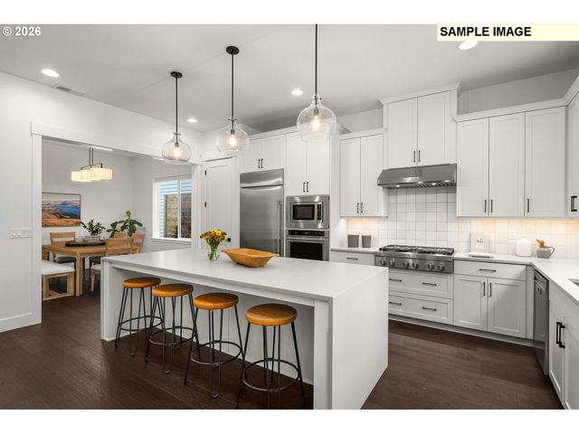 2077 Ostman Rd, West Linn, OR 97068