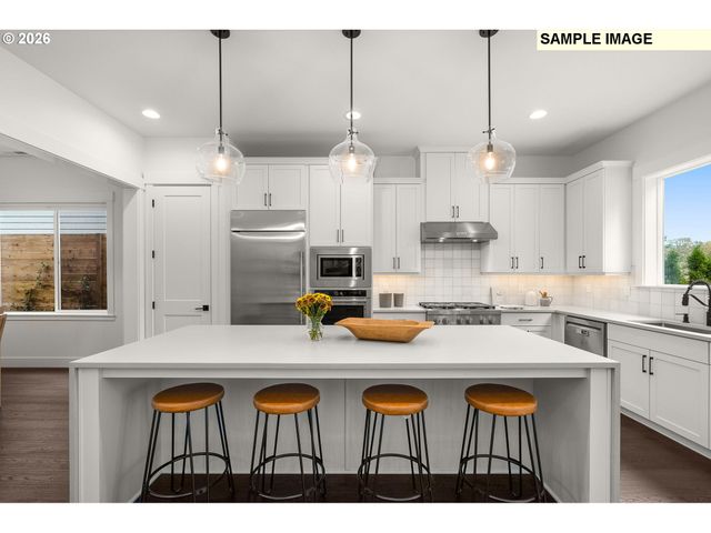 2077 Ostman Rd, West Linn, OR 97068