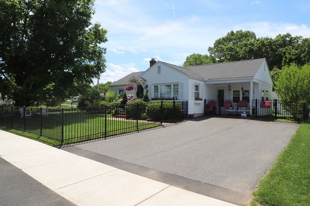 24 Circle Drive, West Springfield, MA 01089