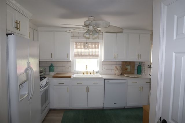 24 Circle Drive, West Springfield, MA 01089