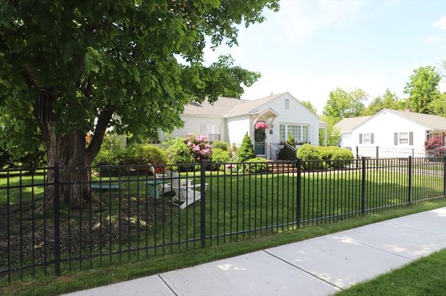 24 Circle Drive, West Springfield, MA 01089
