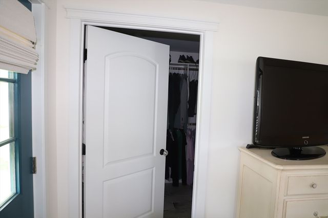 24 Circle Drive, West Springfield, MA 01089