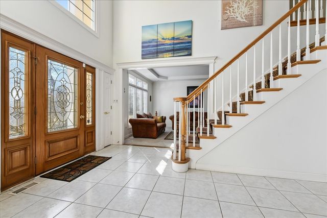 3303 Scottsdale Court, Naperville, IL 60564