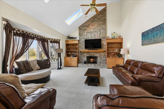 3303 Scottsdale Court, Naperville, IL 60564