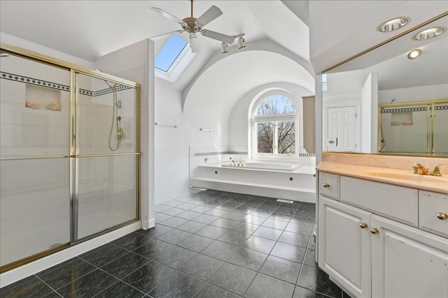 3303 Scottsdale Court, Naperville, IL 60564