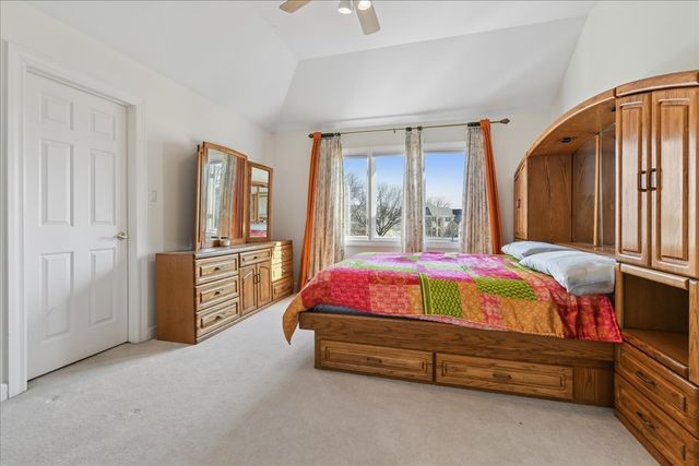 3303 Scottsdale Court, Naperville, IL 60564