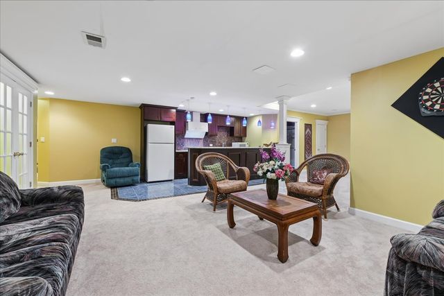 3303 Scottsdale Court, Naperville, IL 60564