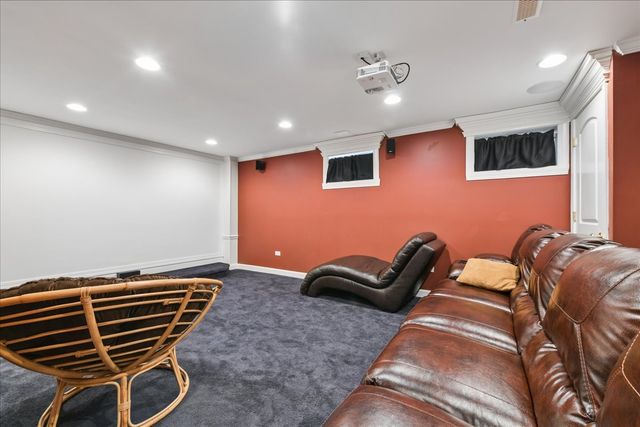 3303 Scottsdale Court, Naperville, IL 60564