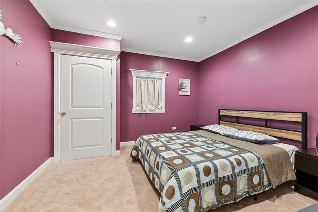 3303 Scottsdale Court, Naperville, IL 60564