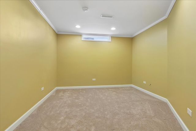 3303 Scottsdale Court, Naperville, IL 60564