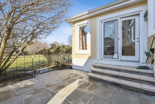 3303 Scottsdale Court, Naperville, IL 60564