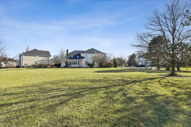 3303 Scottsdale Court, Naperville, IL 60564