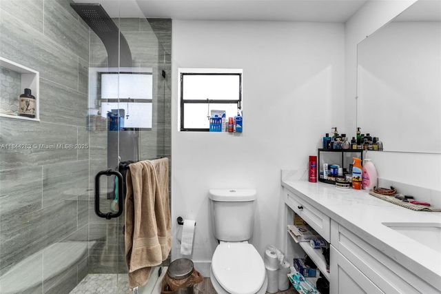 11466 SW 109th Rd 42W, Miami, FL 33176