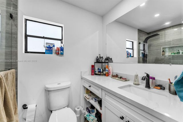 11466 SW 109th Rd 42W, Miami, FL 33176