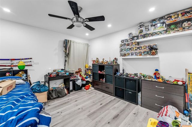 11466 SW 109th Rd 42W, Miami, FL 33176