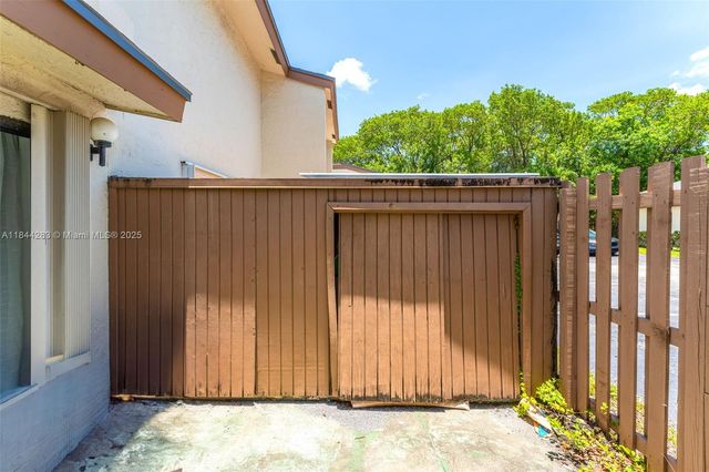 11466 SW 109th Rd 42W, Miami, FL 33176