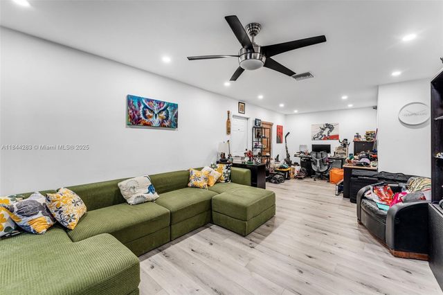 11466 SW 109th Rd 42W, Miami, FL 33176