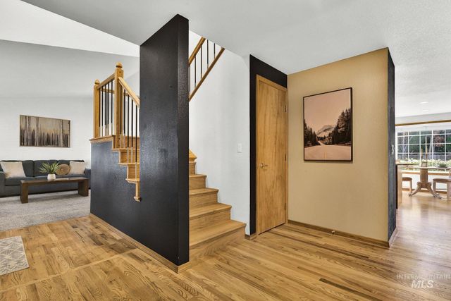 3304 S Glen Falls, Boise, ID 83706