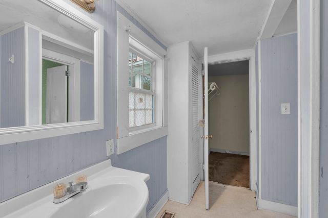 17 Bishop Street, Inman, SC 29349