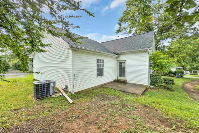17 Bishop Street, Inman, SC 29349